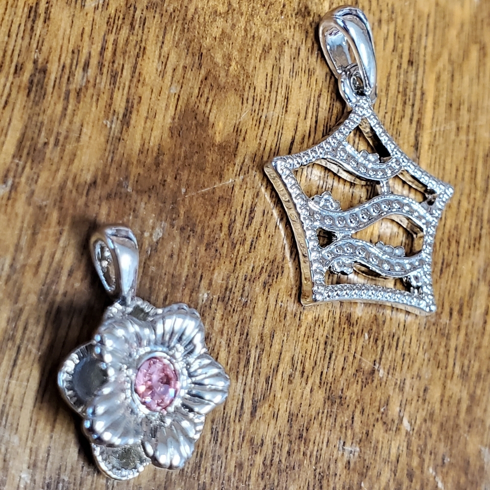 Charm/ Pendant {Sophia Fiori}